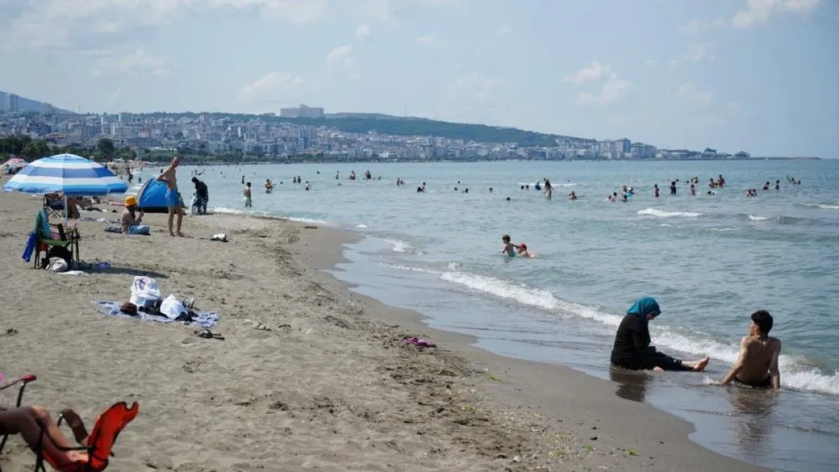 Valilik Uyardı: Samsun'da dalga ve rüzgar alarmı! Denize girmeyin çağrısı