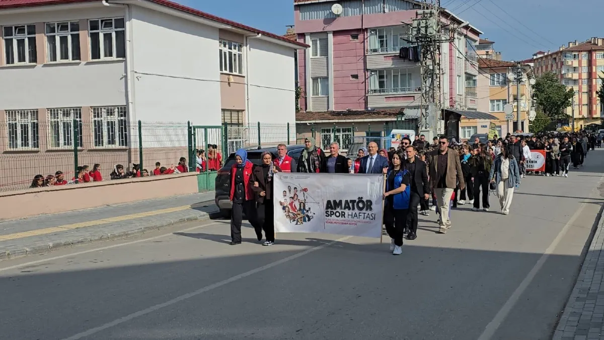 Vezirköprü’de Amatör Spor Haftası kortejle başladı