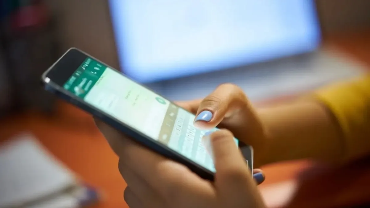 WhatsApp'ta patronun dedikodusunu yaptılar! Mahkemeden emsal karar
