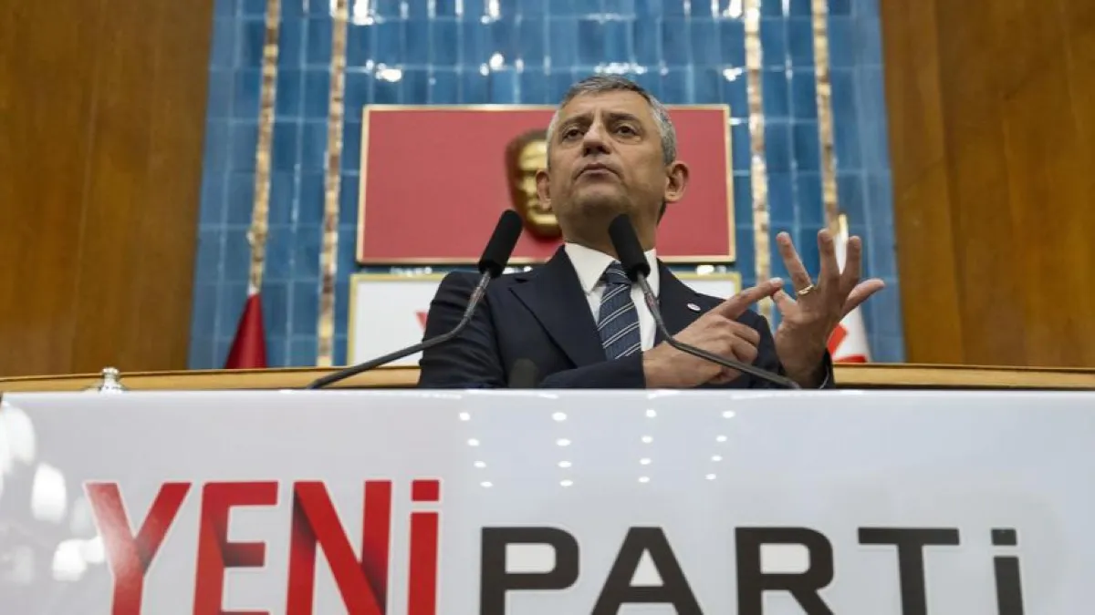 Yeni Parti Lideri Özgür Özel'den dikkat çeken paylaşım: "Kaçan kaçsın, giden gitsin"