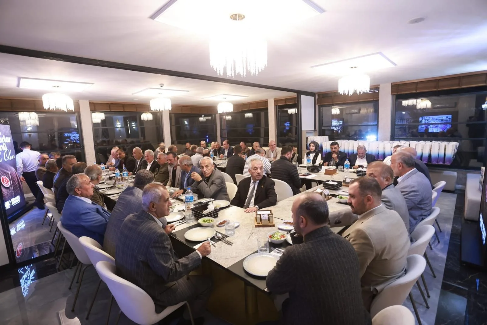 Canik Belediye Başkanı İbrahim Sandıkçı'dan muhtarlara özel jest!