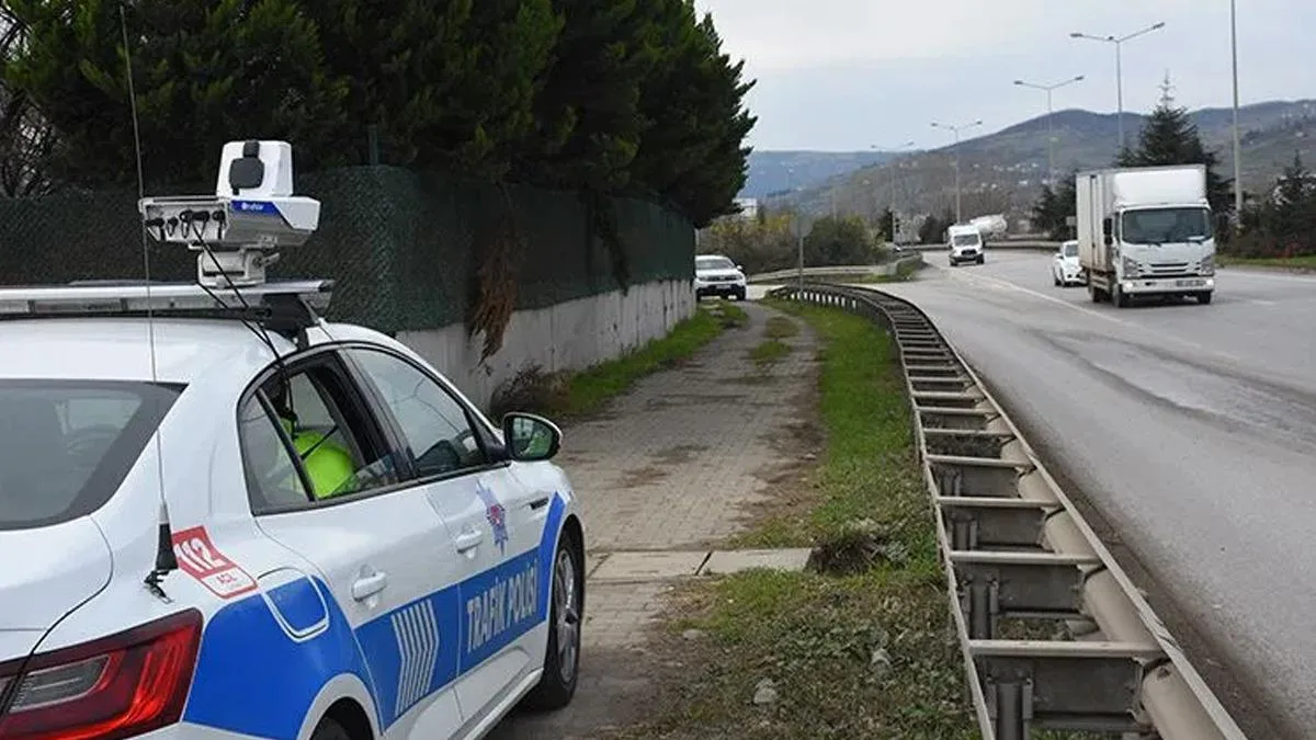 Trafikte yeni dönem! Radarı görünce frene basmak yetmeyecek
