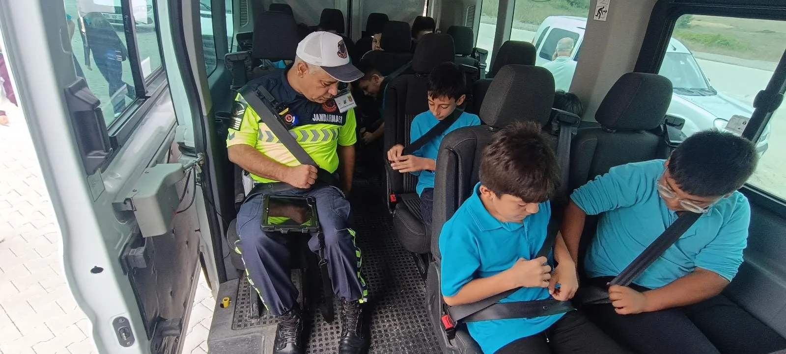 Samsun'da okul servislerine sıkı denetim! 272 araca işlem yapıldı