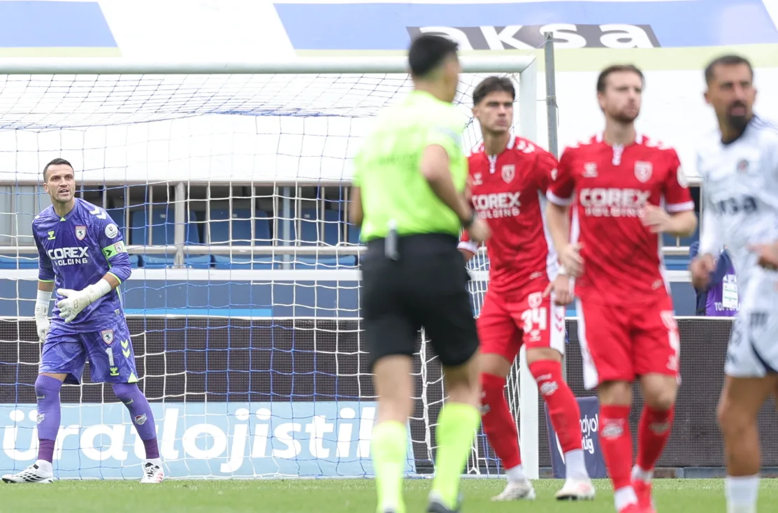 MAÇ ÖZETİ | Samsunspor, Kasımpaşa deplasmanında dağıldı (4-1)