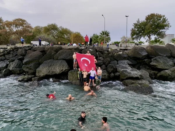 Samsun'da Cumhuriyet coşkusu Karadeniz'e taşındı
