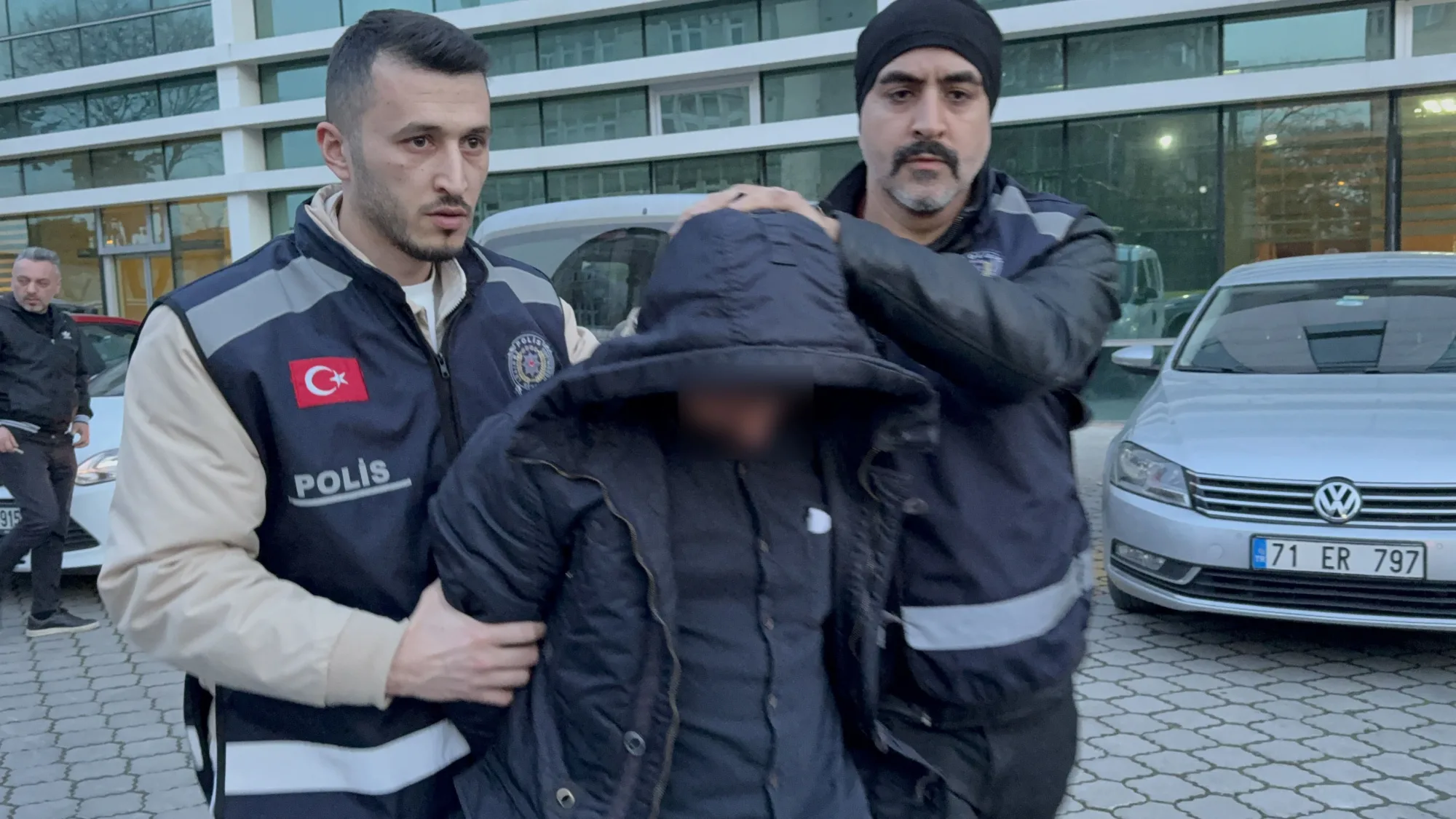 Samsun'da satırlı cinayet davasında şoke eden ifadeler! Anne ve oğlu babayı suçladı
