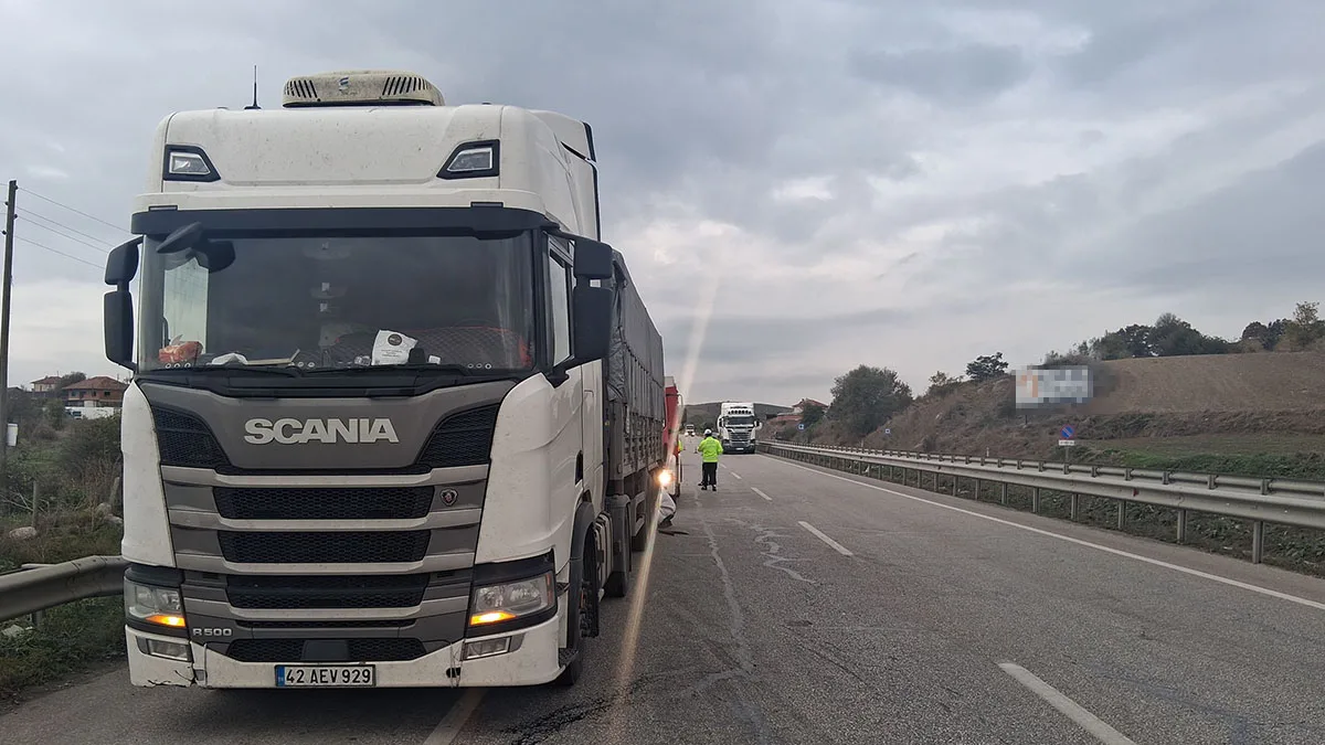 Samsun'da tırla çarpışan otomobildeki 1 kişi yaralandı