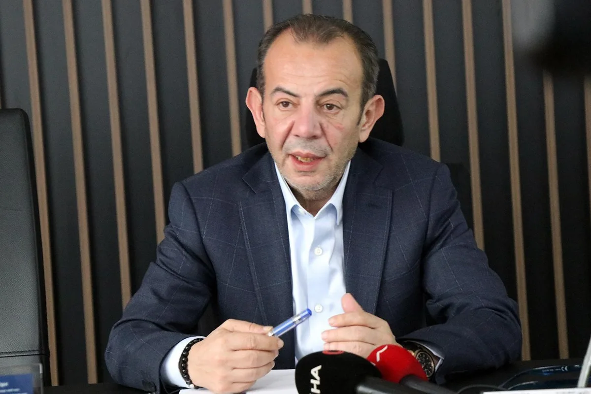Tanju Özcan'dan 'kedi gibi oturacağım' sözlerine açıklama!