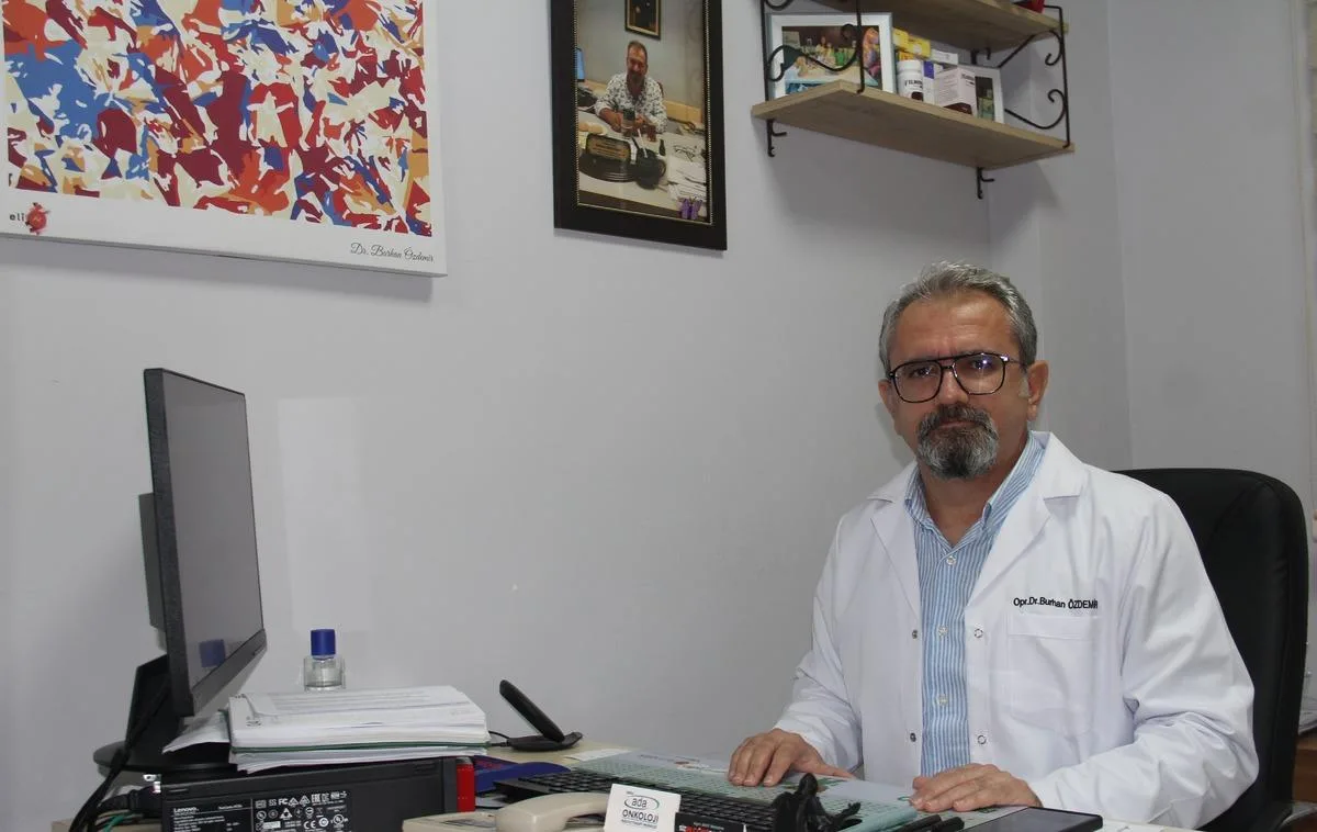 İdrarında kan gördü, hastaneye gitti! Doktorlar şaşkına döndü