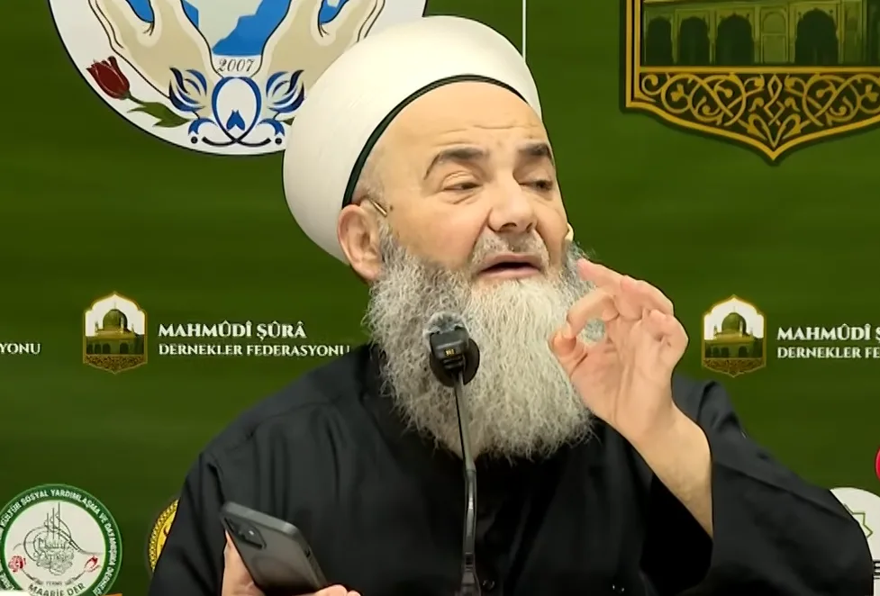 Cübbeli Ahmet Hoca Samsun'da yeni tartışma konusunun fitilini ateşledi: Erkek ile kadın aynı ortamda çalışamaz! - 5