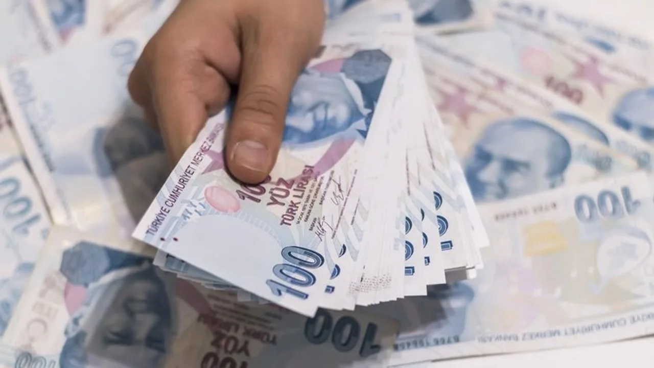 Milyonlarca çalışanı ilgilendiriyor: Asgari ücret ne kadar olacak?