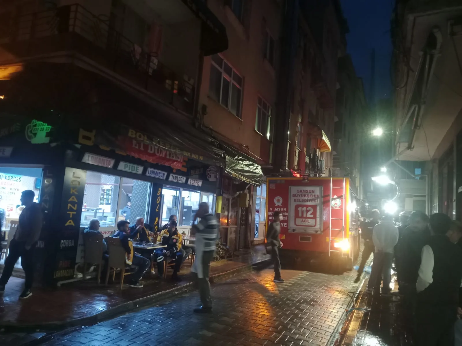 Samsun'da faciadan dönüldü! Bacadan çıkan yangın söndürüldü