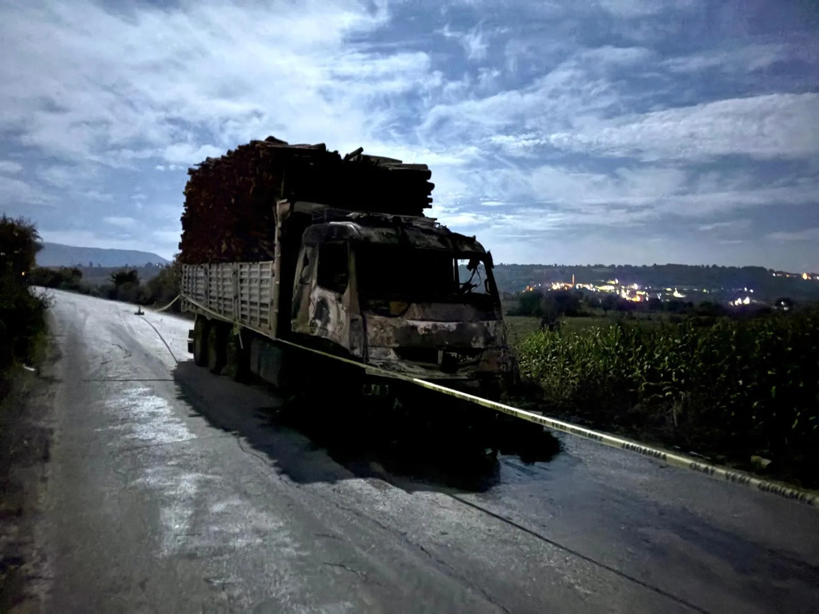 Samsun'da faciadan dönüldü: Kamyon kullanılamaz hale geldi