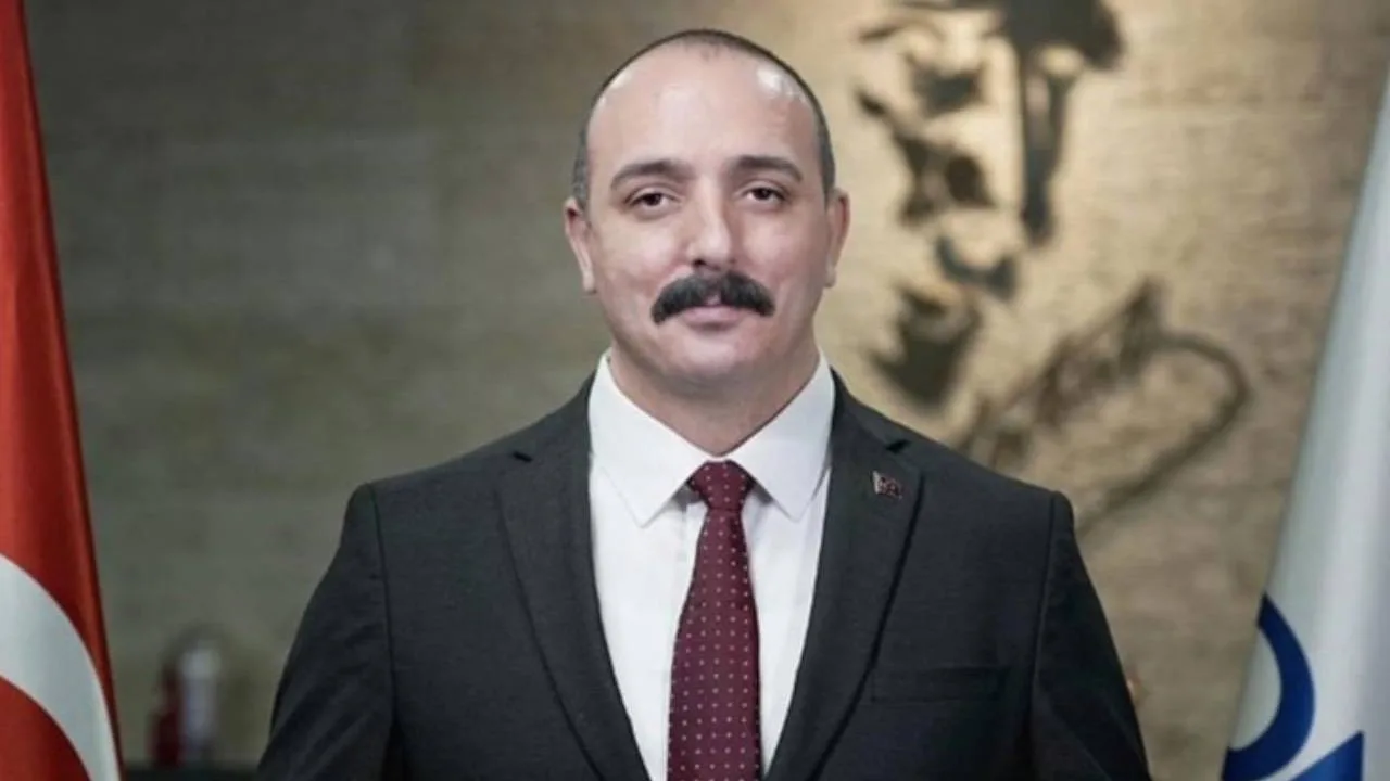 CHP'den istifa eden Cem Kotan'ın yeni partisi belli oldu