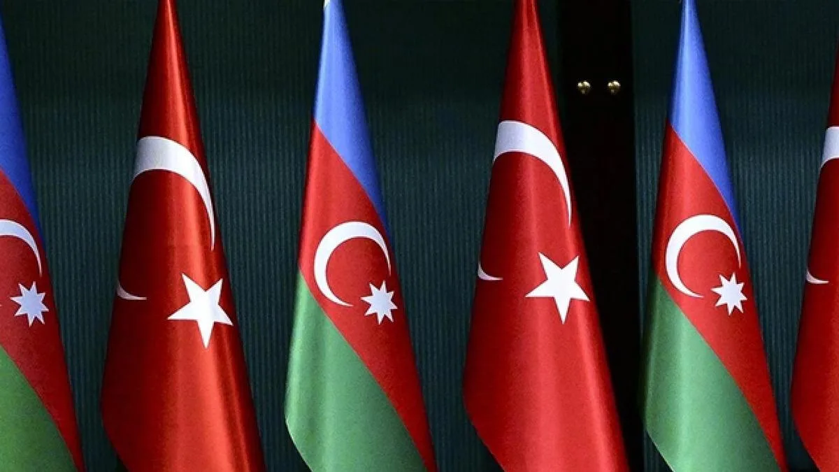 Azerbaycan'dan 31 Türk vatandaşına giriş yasağı iddiası! Listede kimler var kimler...