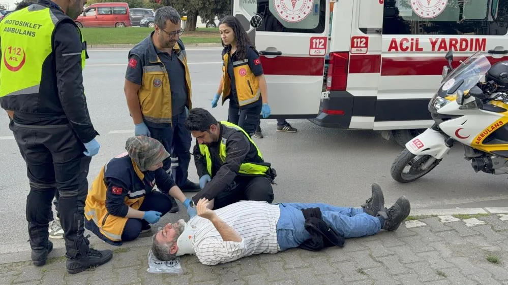 Samsun'da elektrikli bisikletten düşen sürücü hastanelik oldu
