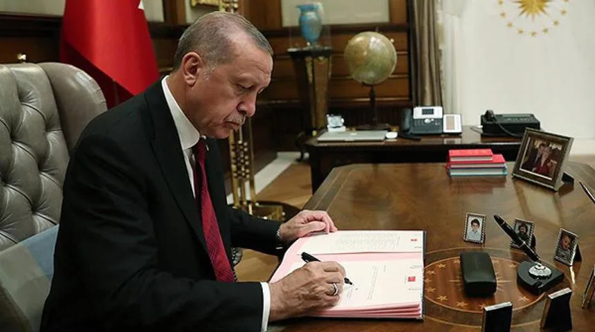 Erdoğan imzaladı! Resmi Gazete'de 13 atama kararı