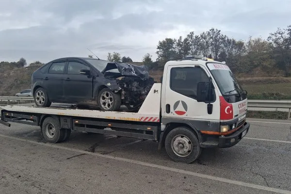Samsun'da tırla çarpışan otomobildeki 1 kişi yaralandı
