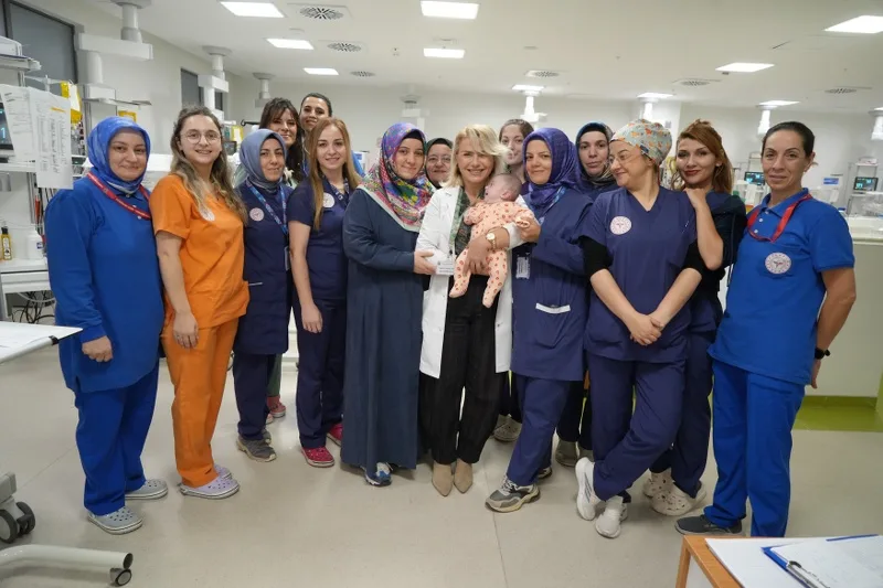 600 Grama Kadar Düştü! Samsunlu Bahar Bebek Hayata Tutundu
