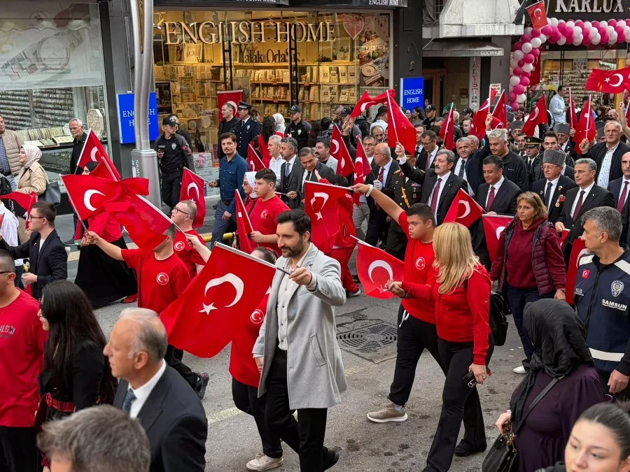 Samsun'da 1919 metrelik Türk bayrağıyla Cumhuriyet coşkusu - 20