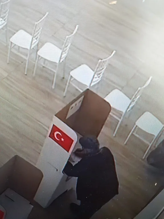 Yeni Parti'nin Samsun kongresinde kamera skandalı iddiası! Kararı Genel Merkez verecek - 10