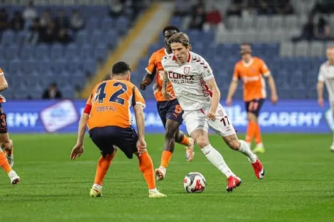Samsunspor taraftarı Başakşehir deplasmanında biletleri tüketti - 5
