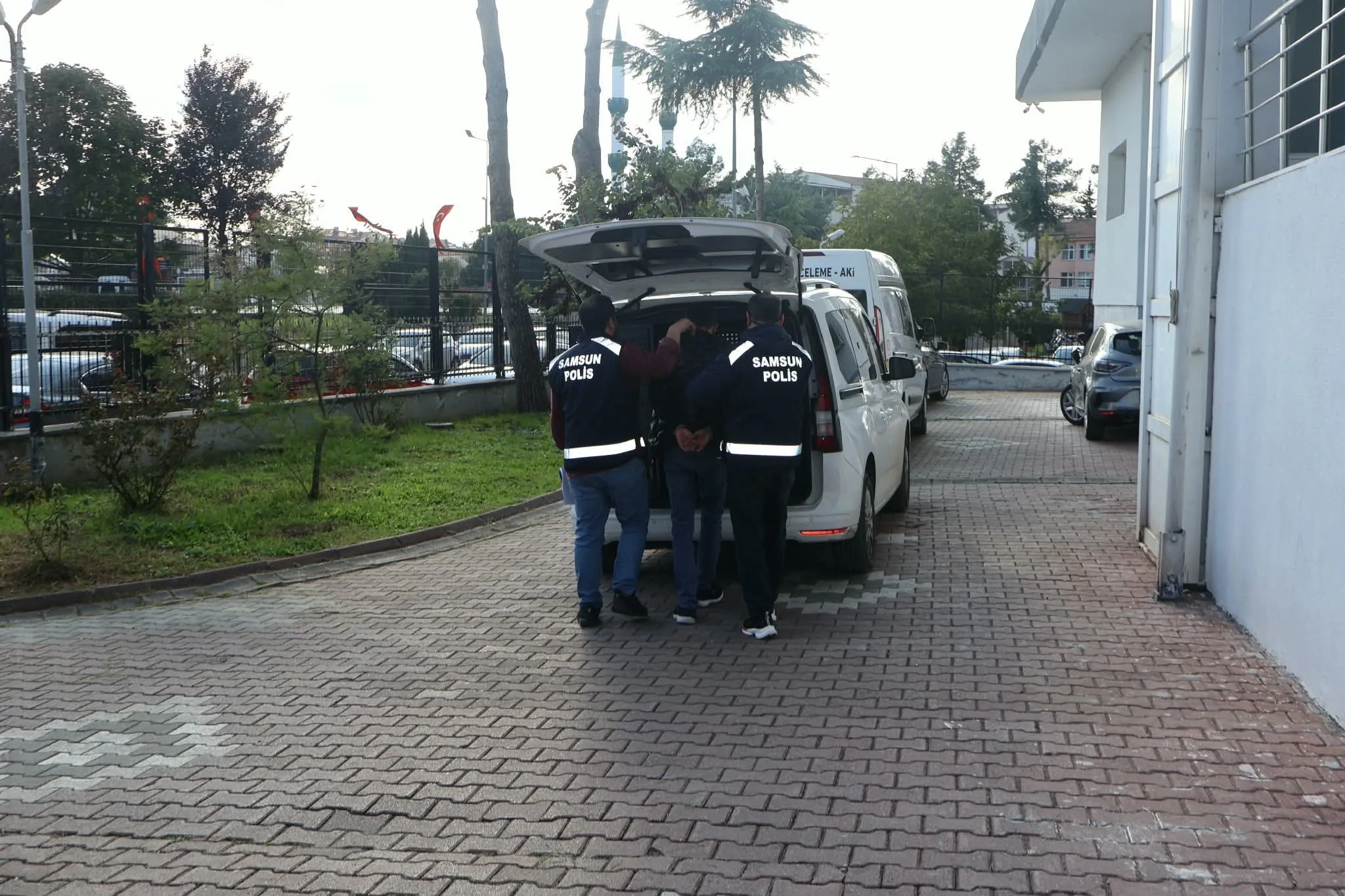 Samsun'da 8 yıl 4 ay hapis cezasıyla aranıyordu! Yakalandı