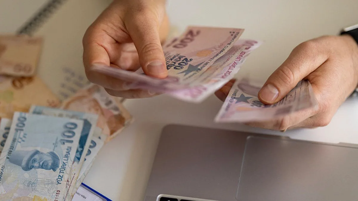 Memur maaşlarında yeni hesap! Ocak 2027'de kim ne kadar alacak? - 2