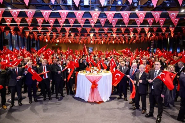 İlkadım'da Cumhuriyet'in 103. yılı coşkuyla kutlandı: Başkan Kurnaz'dan anlamlı mesaj