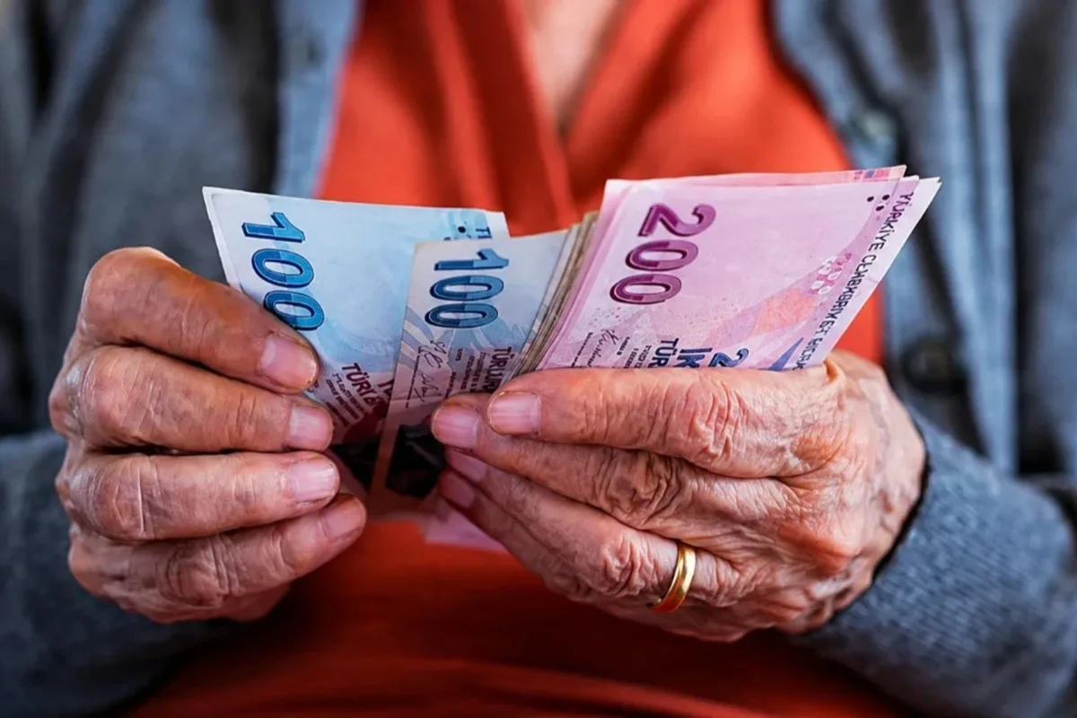 Emekli maaşlarına ocakta ne kadar zam gelecek? İşte o 3 senaryo
