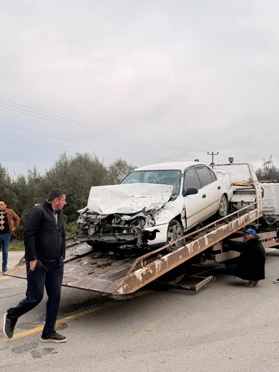Samsun'da minibüsle otomobil çarpıştı: 2 kişi yaralandı