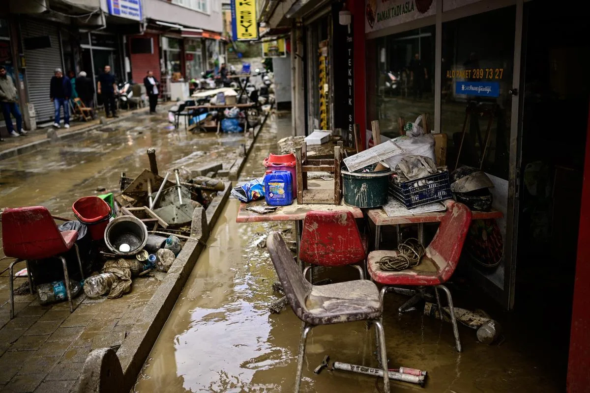 İstanbul'daki sel felaketinde can kaybı 5'e yükseldi