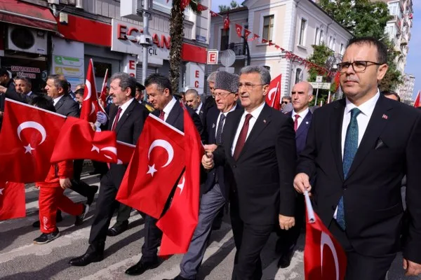 İlkadım'da Cumhuriyet'in 103. yılı coşkuyla kutlandı: Başkan Kurnaz'dan anlamlı mesaj
