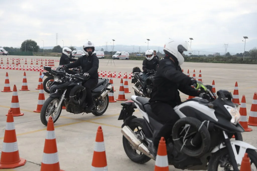 Samsun'da motorize sağlık ekiplerine sürüş güvenliği eğitimi