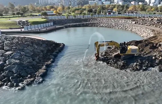 Samsun Büyükşehir Belediyesi'nden Batı Park'ta yeşil dönüşüm