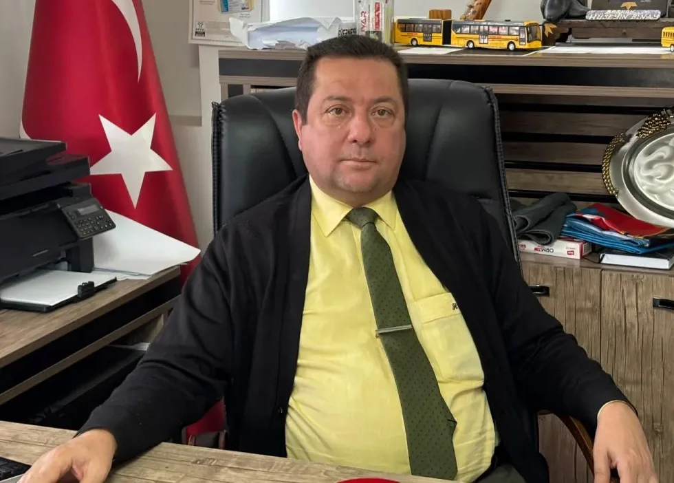 Samsun Servis Aracı İşletmecileri Esnaf Odası Başkanı Hüseyin Binay: Samsun'da servislerde eksik evrak ve fazla yolcu sorunu var