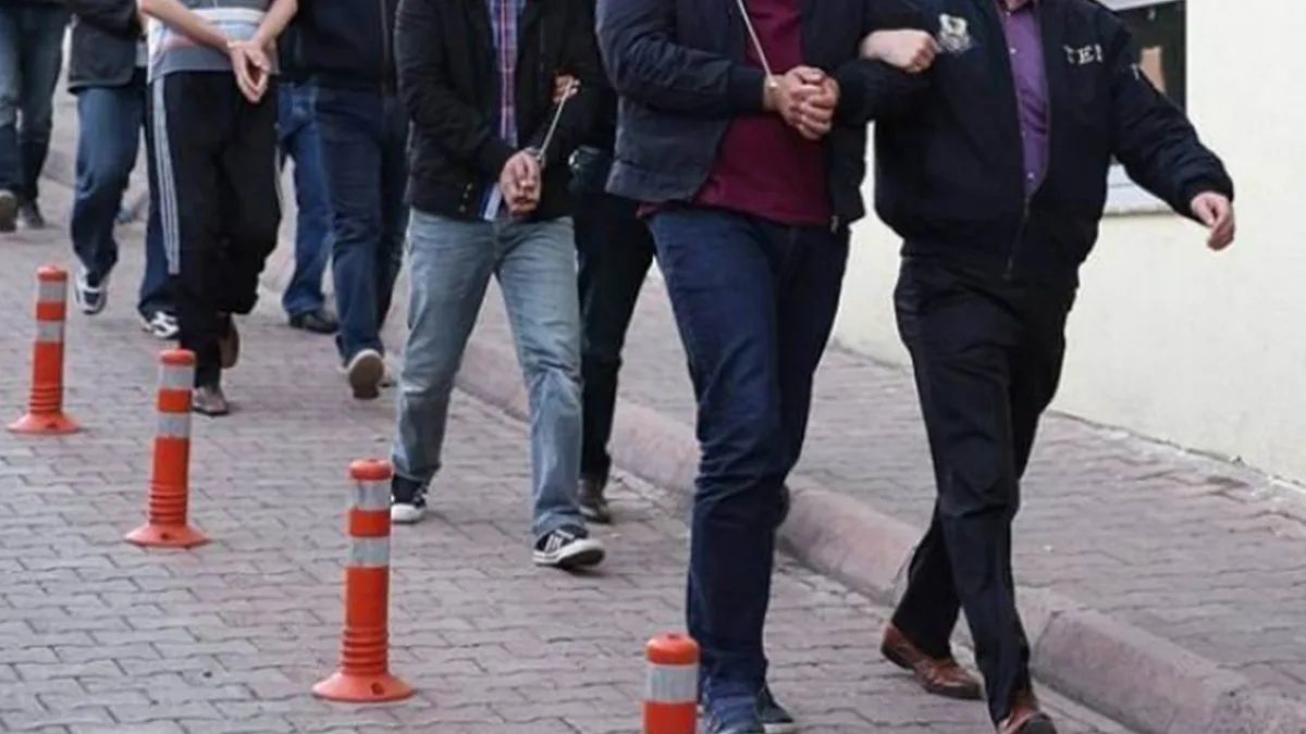 Samsun'da 3 ilçede uyuşturucu operasyonu: 10 şahısa adli işlem