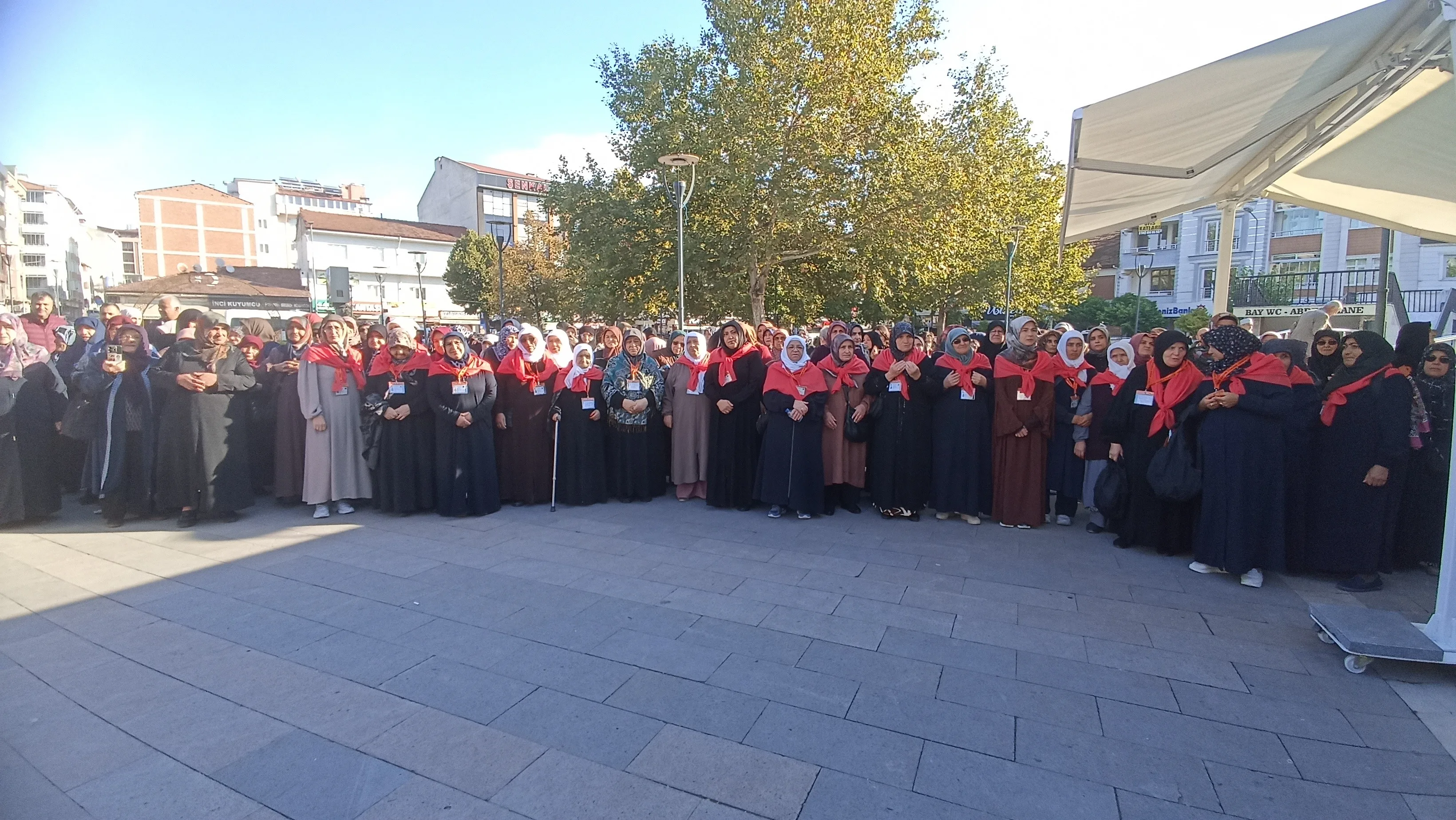Samsun'un Havza ilçesinde 52 umreci dualarla uğurlandı