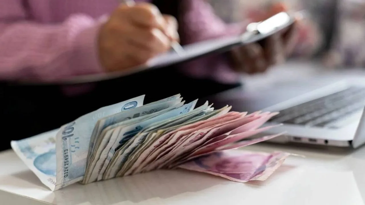 Memurların 2027 fazla mesai ücretleri değişiyor! Kim ne kadar alacak? - 1