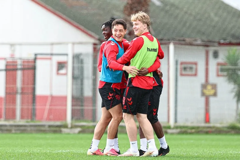 Samsunspor'da Bjelica ile birlikte yüzler gülüyor