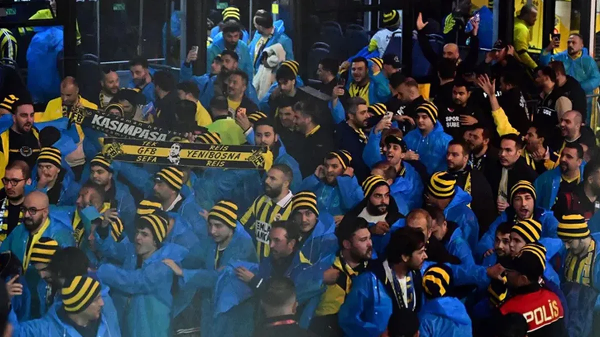 Fenerbahçe taraftarının stada girişinde kriz
