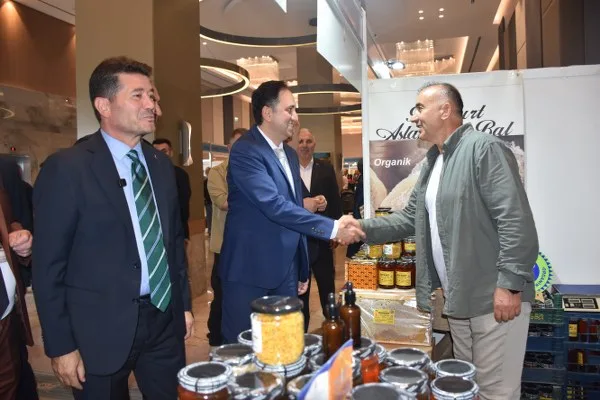 Trabzon'da arıcılık fuarı başladı! Samsun dahil 8 il destek veriyor