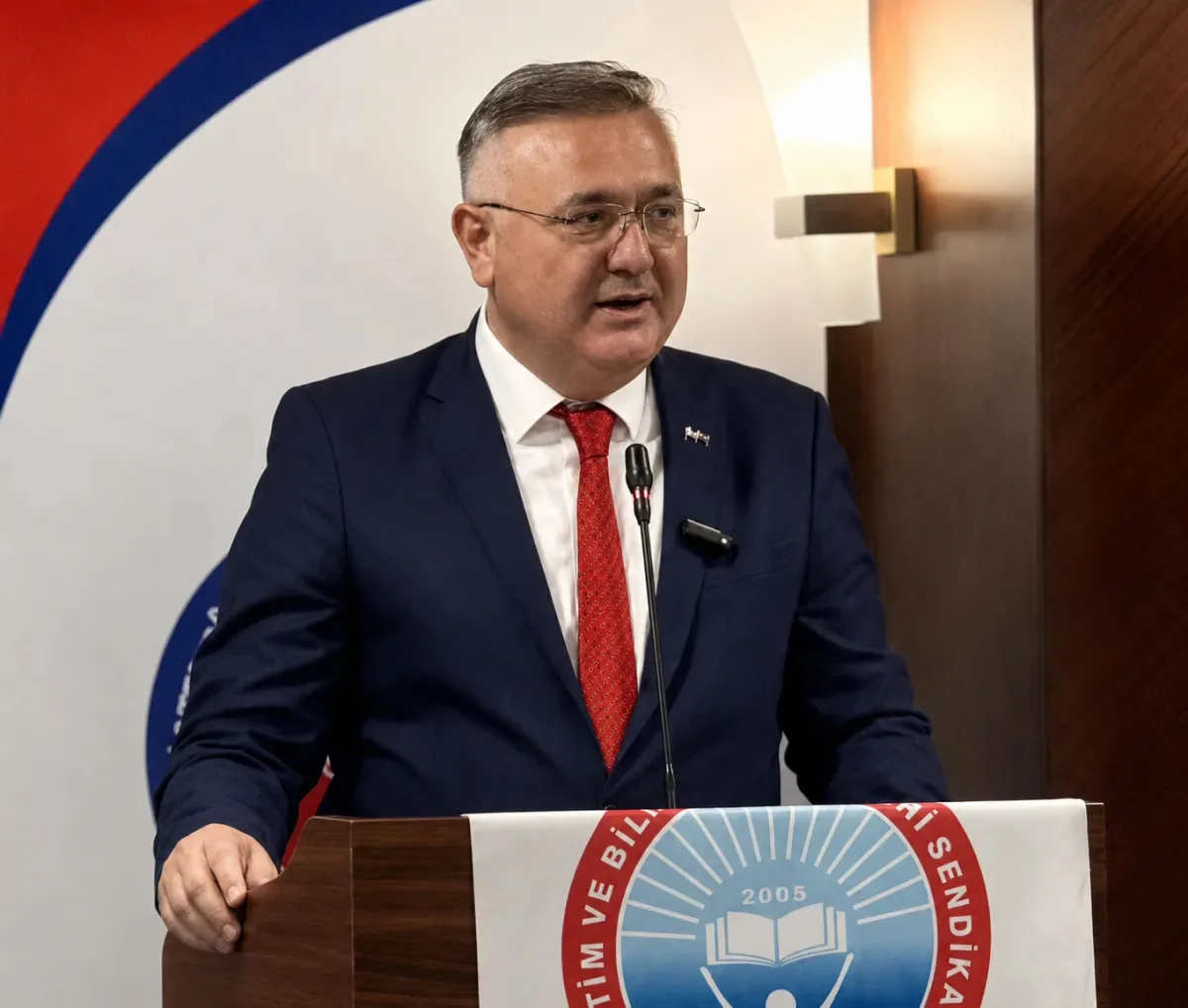 Samsun'da müfettiş çanta ve dolapta ‘kaynak kitap’ aradı