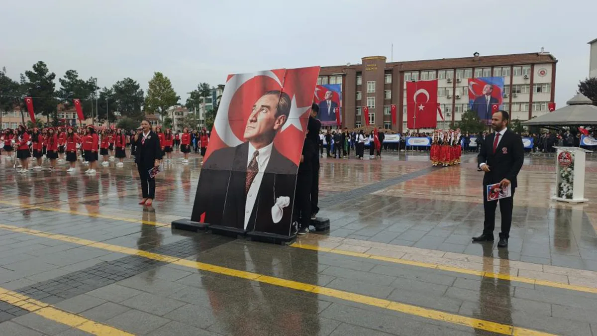 Bafra'da Cumhuriyet Bayramı coşkusu! Meydan doldu taştı