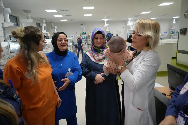 600 Grama Kadar Düştü! Samsunlu Bahar Bebek Hayata Tutundu