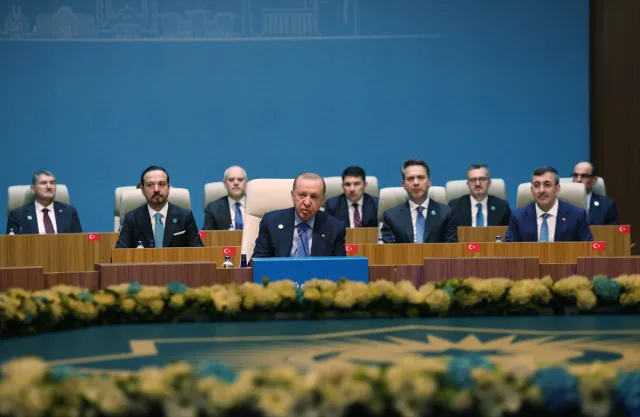 Cumhurbaşkanı Erdoğan'dan TDT Zirvesi'nde yeni dönem mesajı