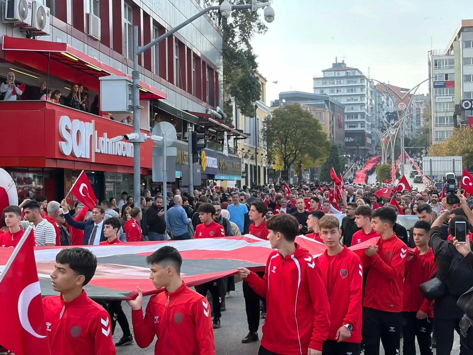 Samsun'da 1919 metrelik Türk bayrağıyla Cumhuriyet coşkusu - 26