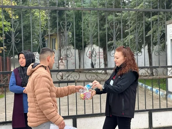 Vezirköprü Belediyesi'nden KPSS adaylarına ikram
