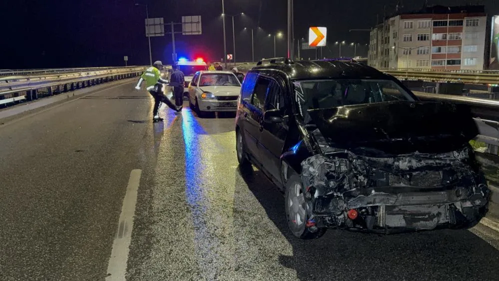 Samsun’da düğüne giden otomobil kaza yaptı: 1 yaralı