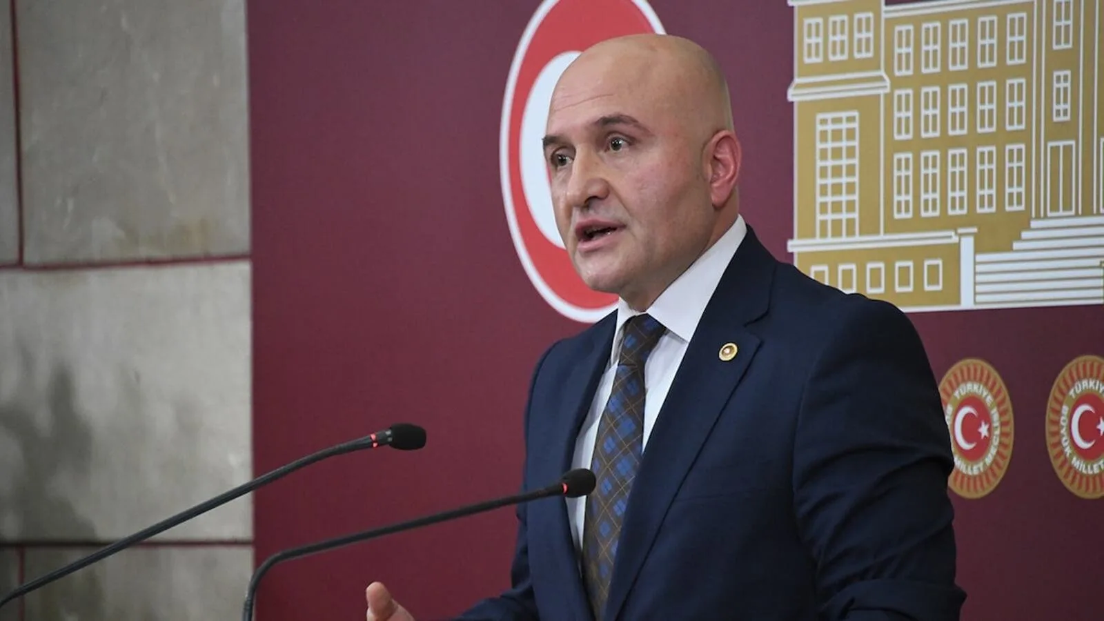 İYİ Parti Samsun Milletvekili Erhan Usta telefonlara bakmıyor: Kulislerde Yeni Parti'ye geçecek iddiası var - 7